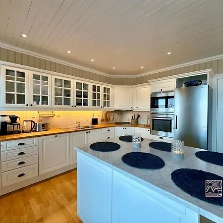Premium Villa In Kragero With Sea View & Golf Cart ヴィラ *